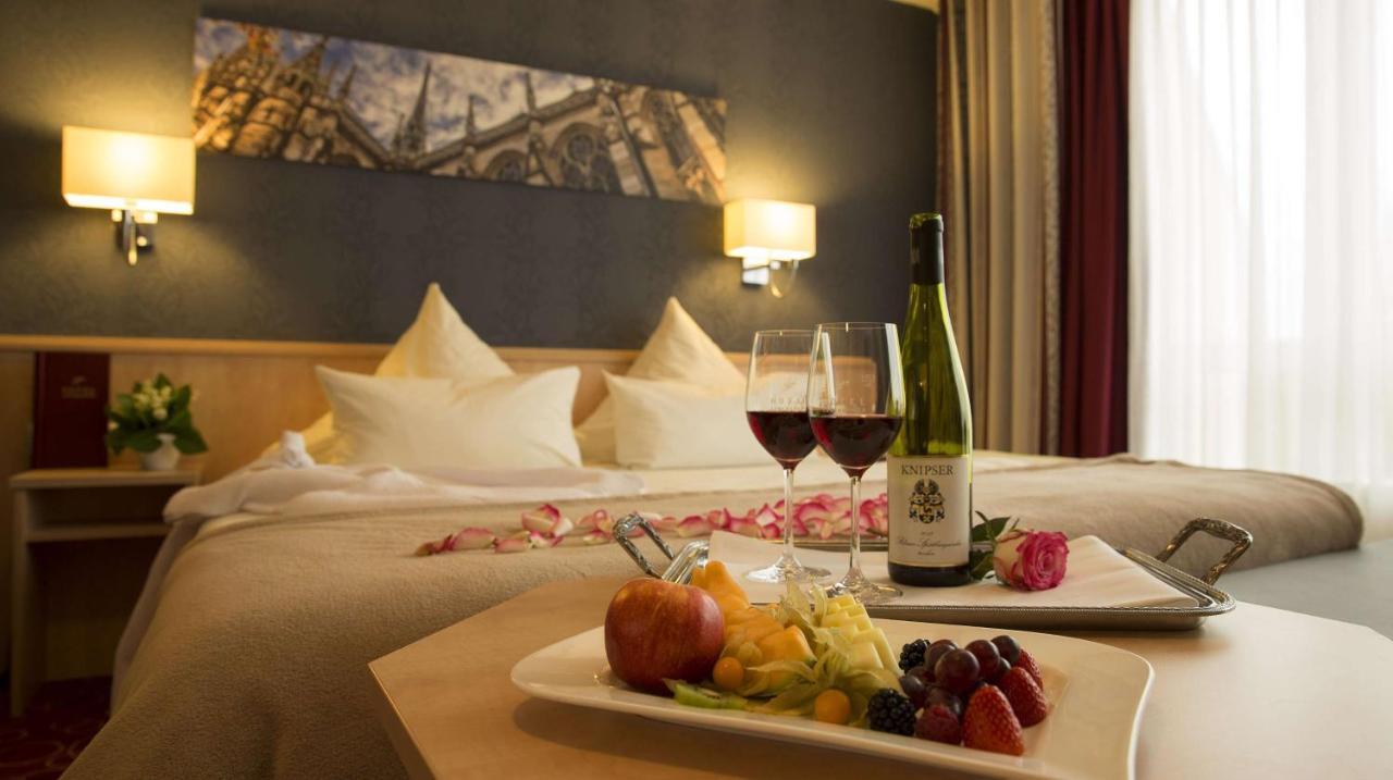 Hotel Loewengarten スパイヤー エクステリア 写真
